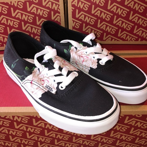 Vans Authentic Winter Floral NWT - Picture 4 of 8